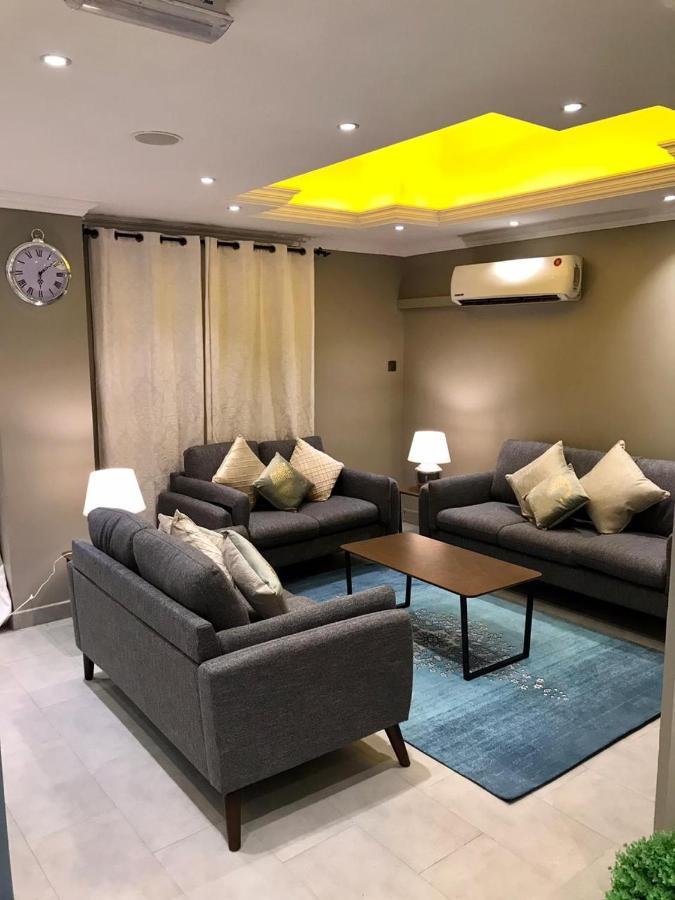 שארג'ה Al Rawdha Hotel Apartments מראה חיצוני תמונה