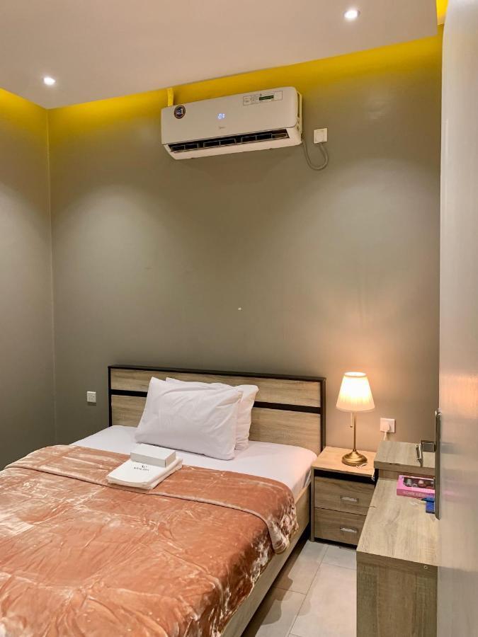 שארג'ה Al Rawdha Hotel Apartments מראה חיצוני תמונה